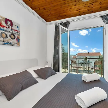 Katja Apartments Makarska Exterior photo