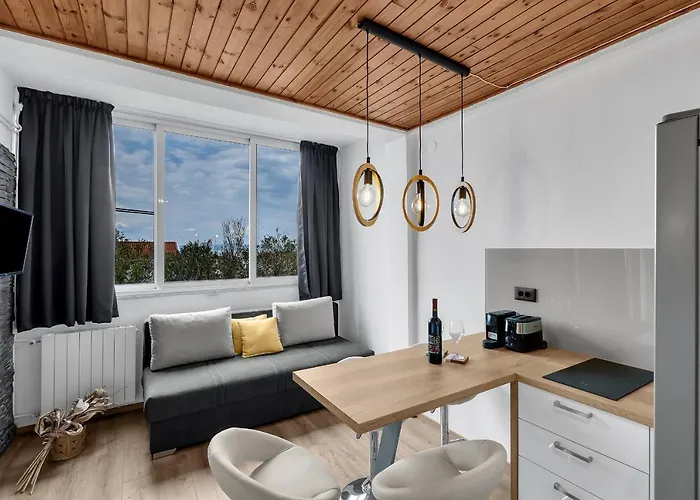 Katja Apartments